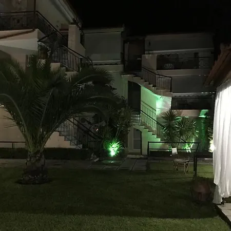 Cuban Design Loft * Fourka